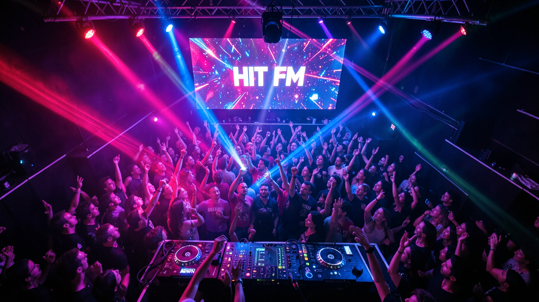 Moscow nightclub dance floor representing HIT FM